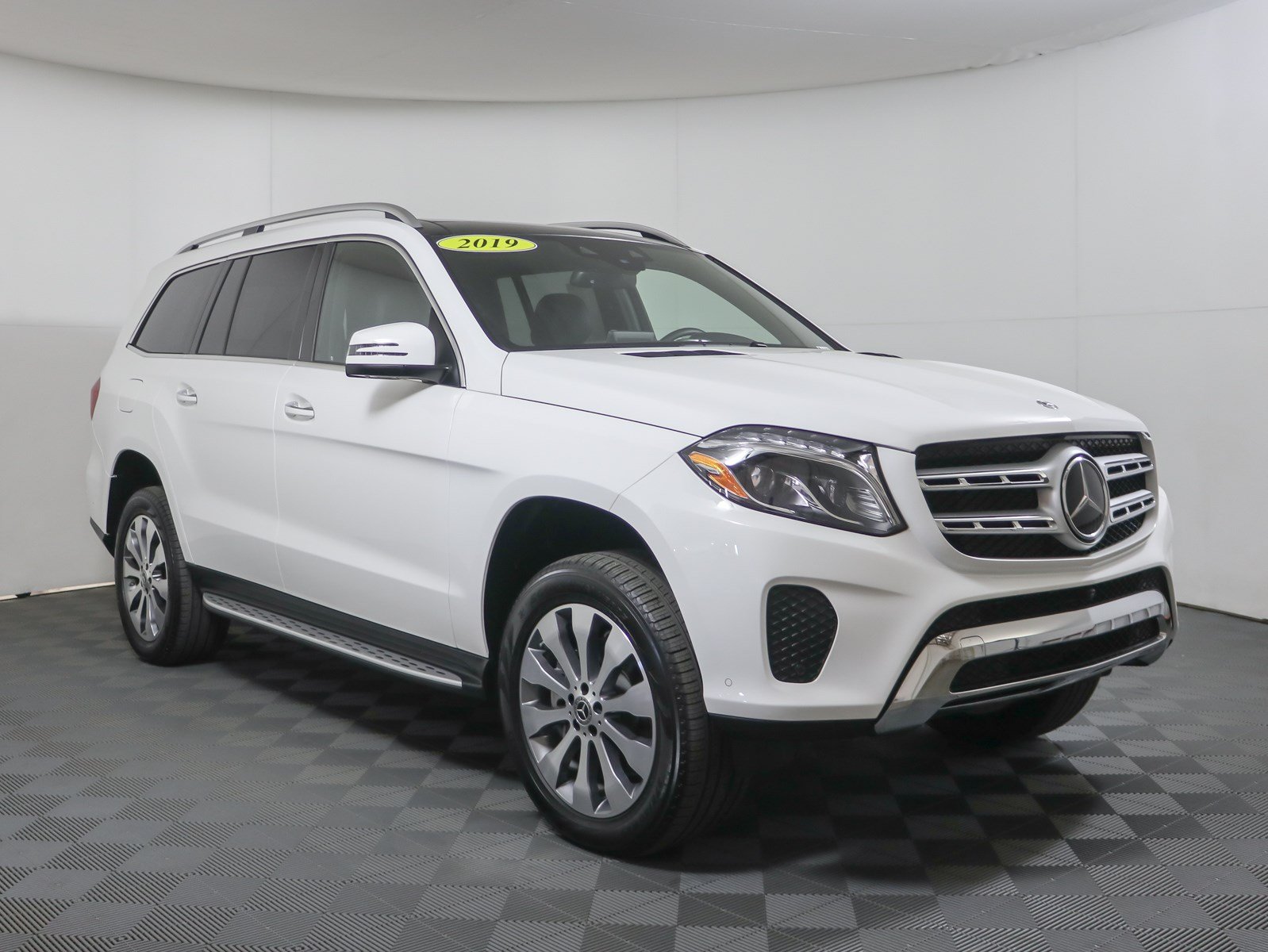 Pre Owned 2019 Mercedes Benz Gls 450 4matic Awd