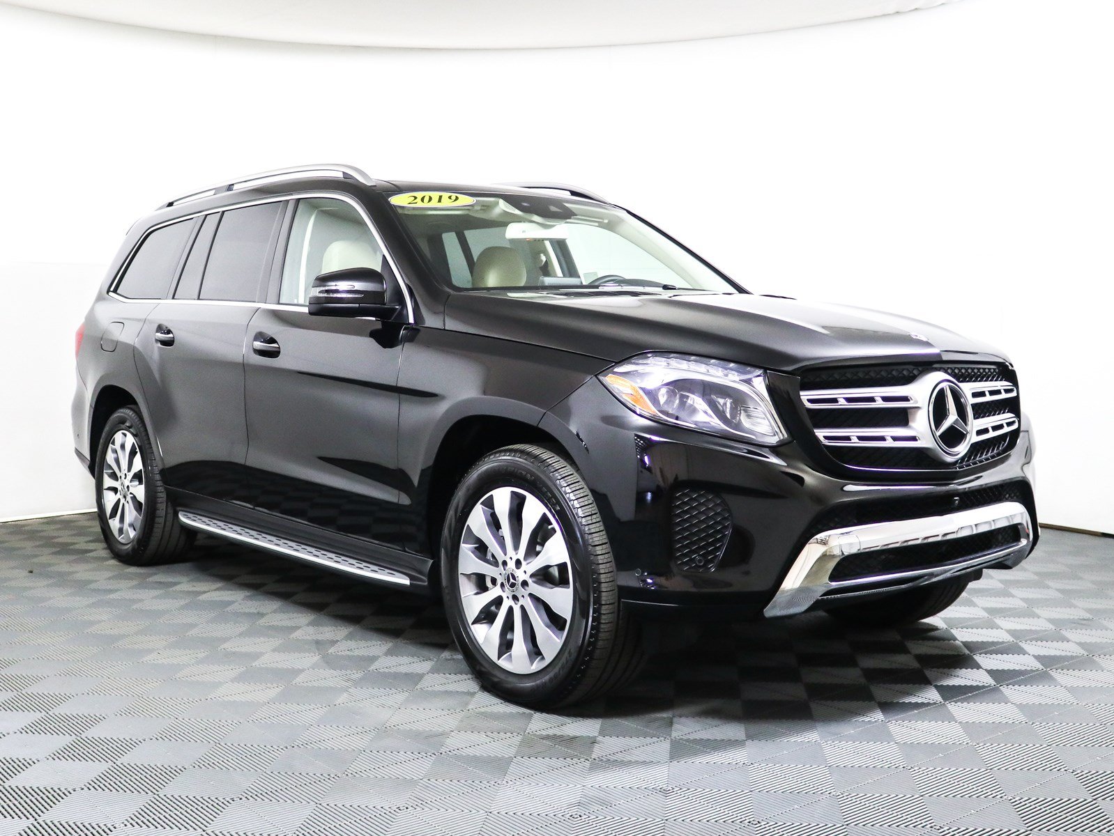 Pre Owned 2019 Mercedes Benz Gls 450 4matic Awd