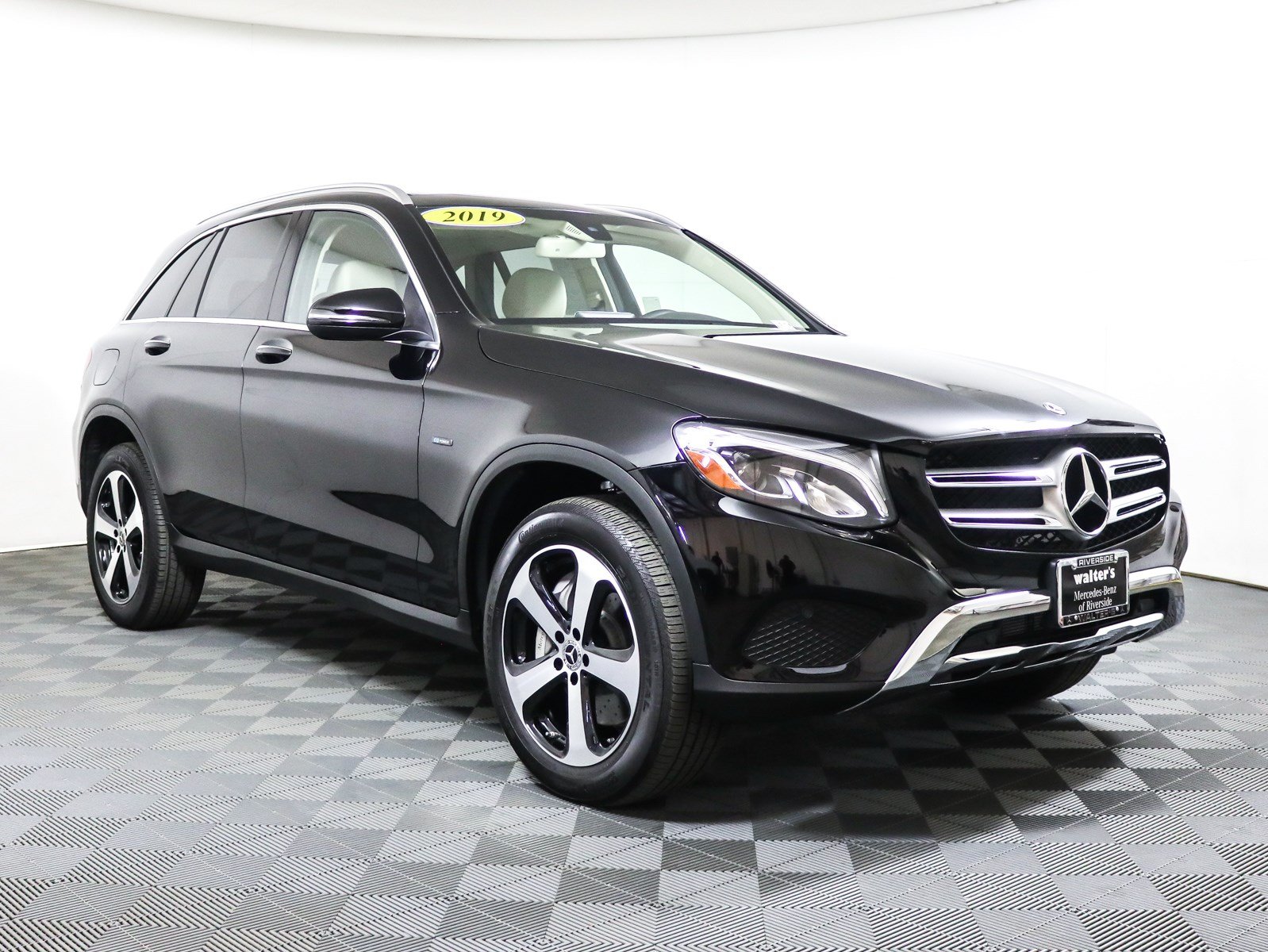 2015 Mercedes Benz Glc 350 E 4matic Review Review Autocar