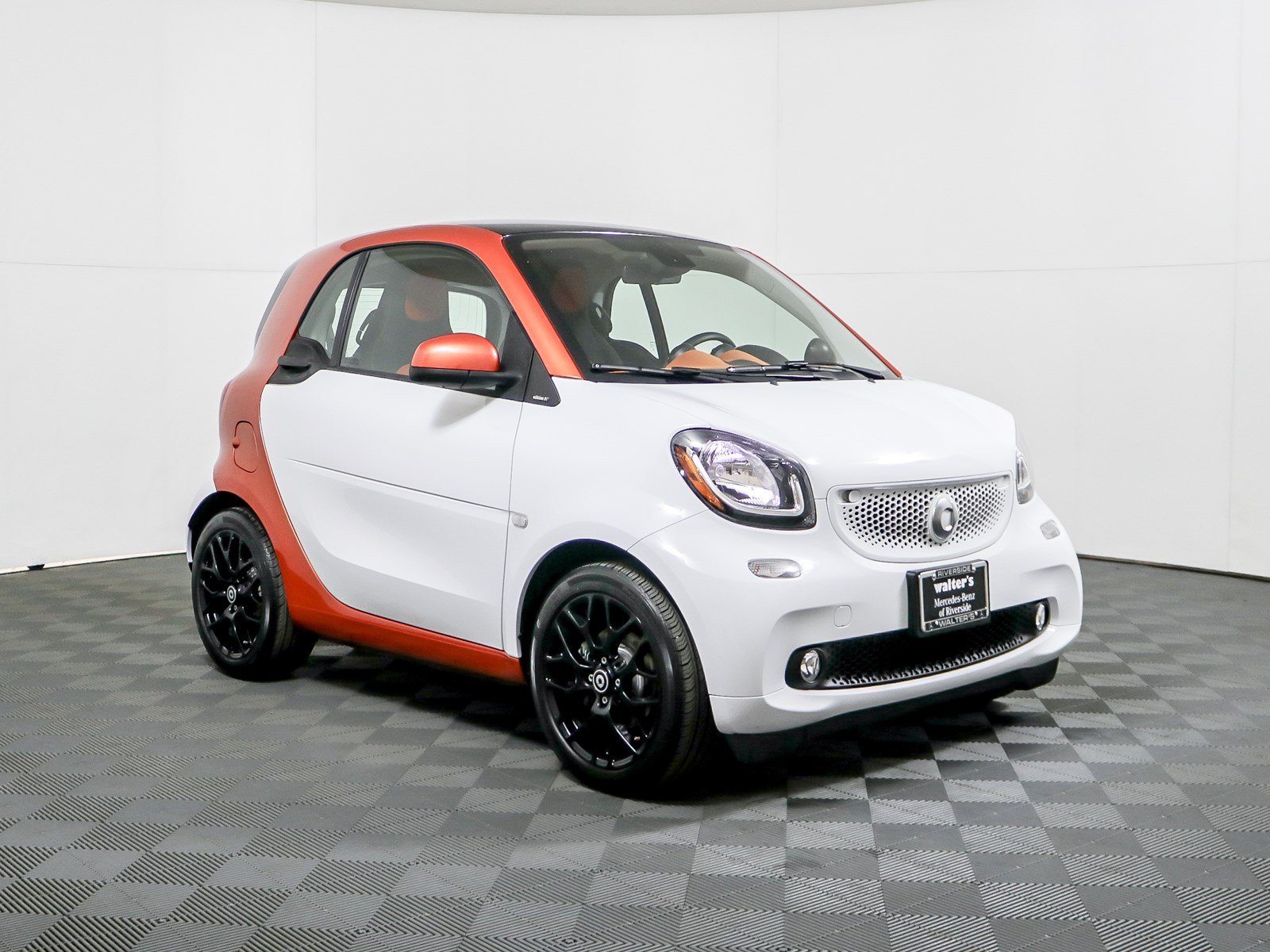 Pre Owned 2016 Smart Fortwo Coupe Near Riverside 769su Walter S